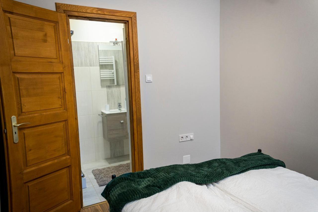 Kolibri Apartman - Makó Exterior foto