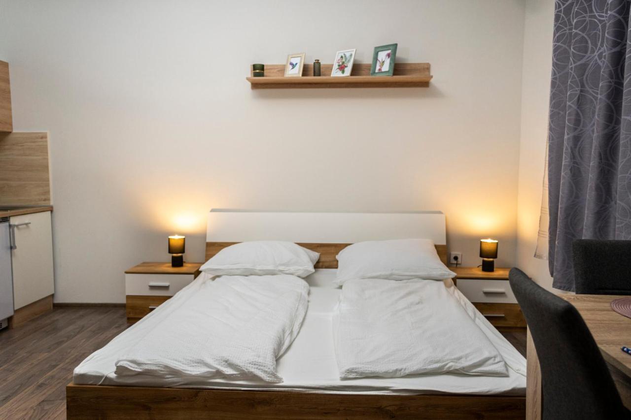 Kolibri Apartman - Makó Exterior foto